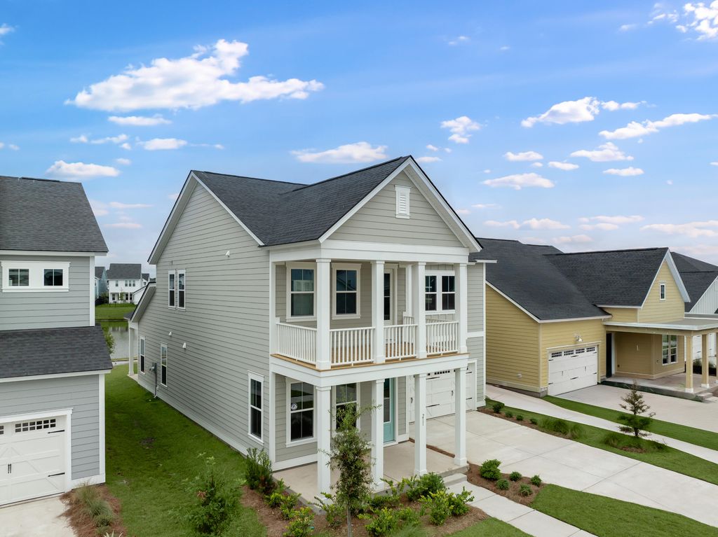 523 Red Monarch Way, Moncks Corner, SC 29461