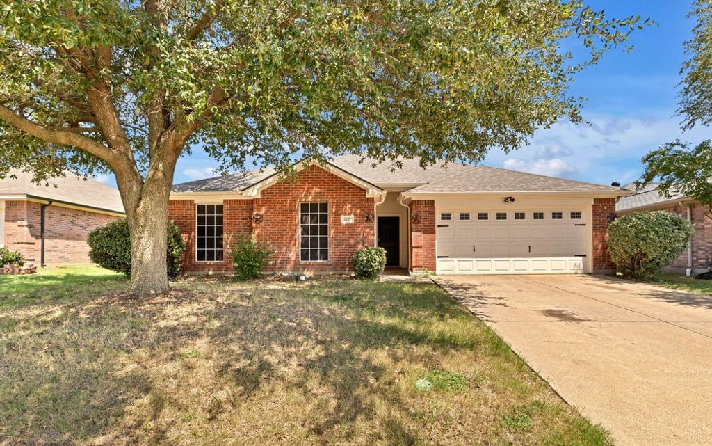 4507 Ashbury Lane, Mansfield, TX 76063