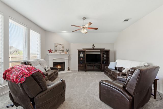 7606 Red Stag Street, Arlington, TX 76002