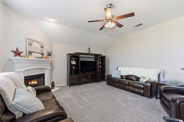 7606 Red Stag Street, Arlington, TX 76002