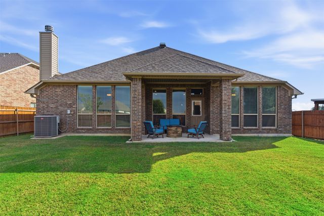 7606 Red Stag Street, Arlington, TX 76002
