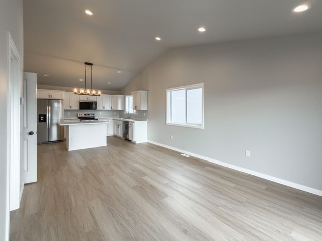 6276 85 Avenue S, Horace, ND 58047