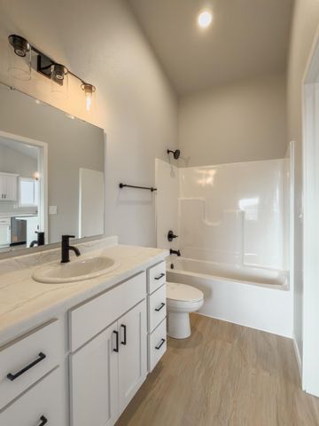 6276 85 Avenue S, Horace, ND 58047