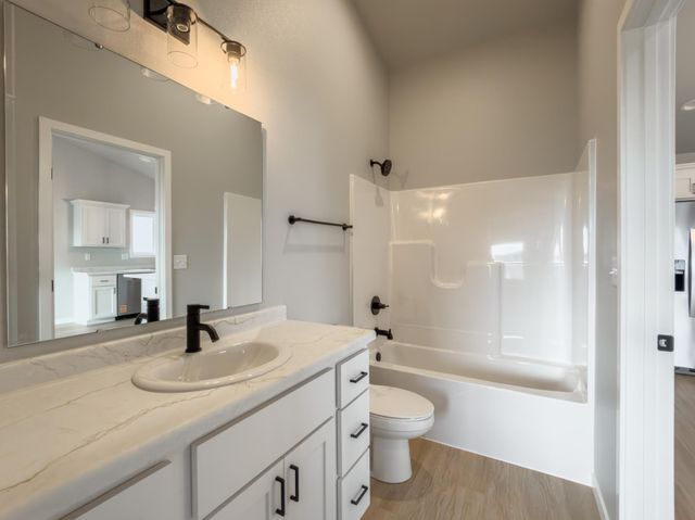 6276 85 Avenue S, Horace, ND 58047