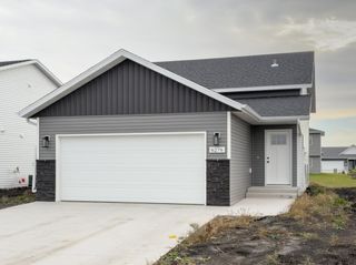 6276 85 Avenue S, Horace, ND 58047