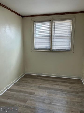 5264 GLENLOCH ST, Philadelphia, PA 19124