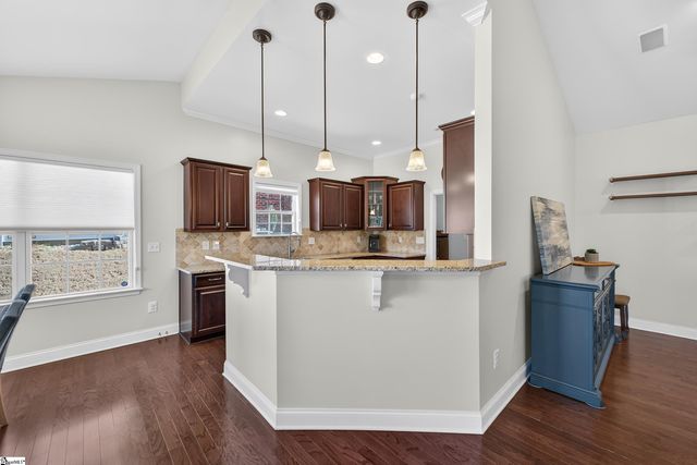 11 Cedarcrest Court, Simpsonville, SC 29680