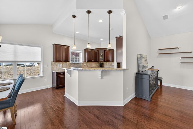 11 Cedarcrest Court, Simpsonville, SC 29680