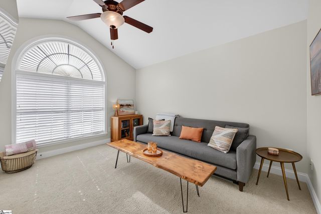 11 Cedarcrest Court, Simpsonville, SC 29680