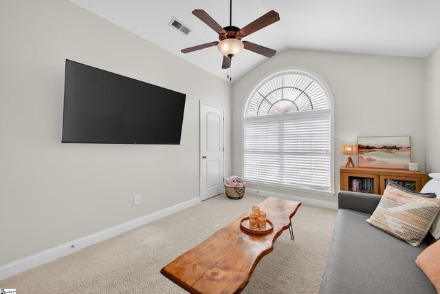 11 Cedarcrest Court, Simpsonville, SC 29680