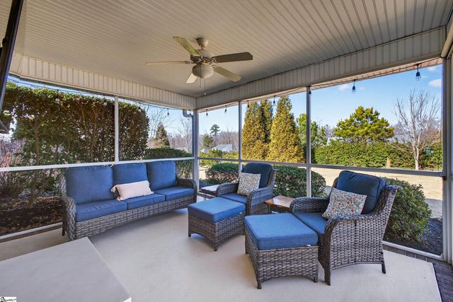 11 Cedarcrest Court, Simpsonville, SC 29680