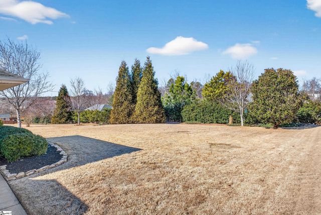 11 Cedarcrest Court, Simpsonville, SC 29680