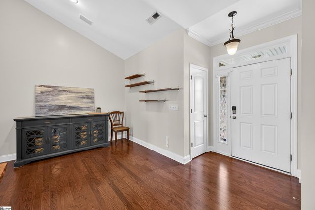 11 Cedarcrest Court, Simpsonville, SC 29680