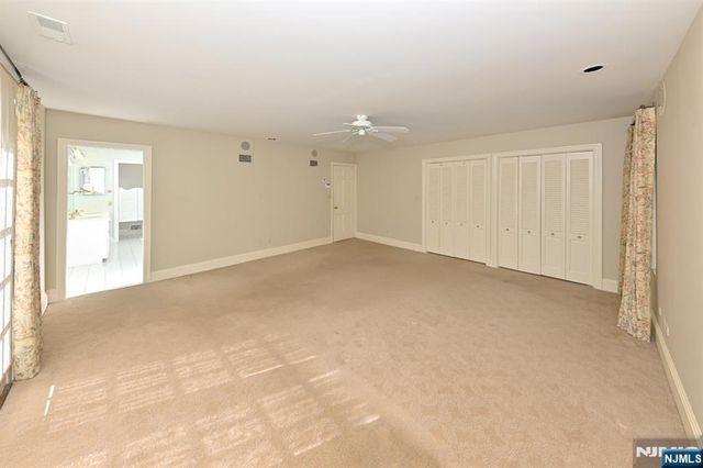 43 Twin Brooks Road, Saddle River, NJ 07458