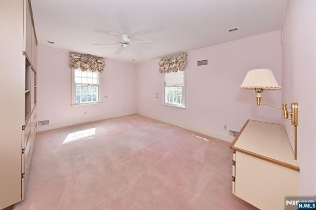 43 Twin Brooks Road, Saddle River, NJ 07458