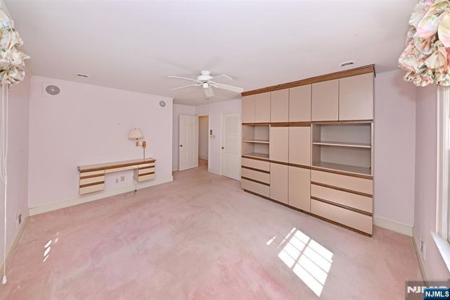 43 Twin Brooks Road, Saddle River, NJ 07458