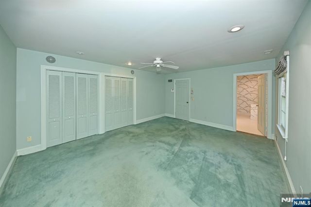 43 Twin Brooks Road, Saddle River, NJ 07458