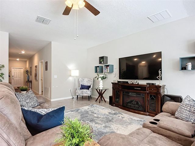 10215 SHIMMERING KOI WAY, Riverview, FL 33578