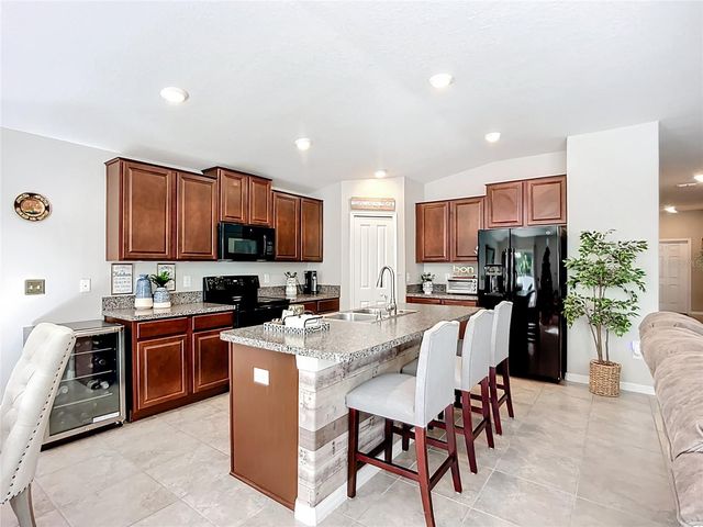 10215 SHIMMERING KOI WAY, Riverview, FL 33578