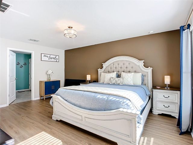 10215 SHIMMERING KOI WAY, Riverview, FL 33578