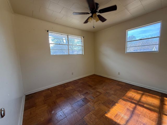 1500 W College, Jonesboro, AR 72401