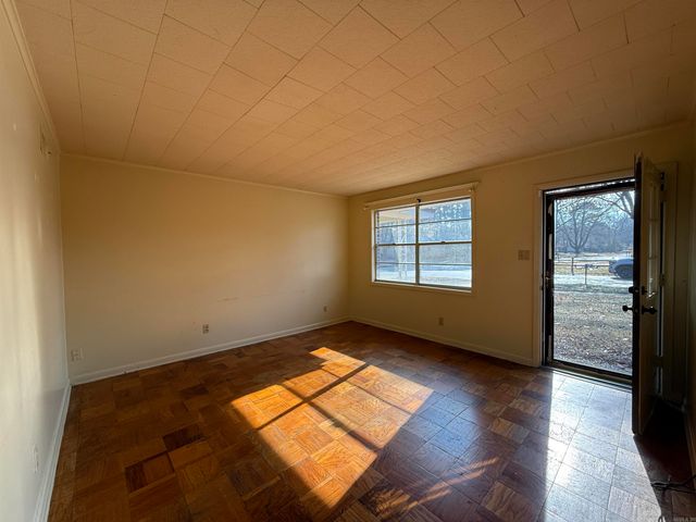 1500 W College, Jonesboro, AR 72401