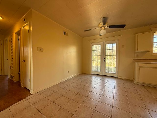 1500 W College, Jonesboro, AR 72401