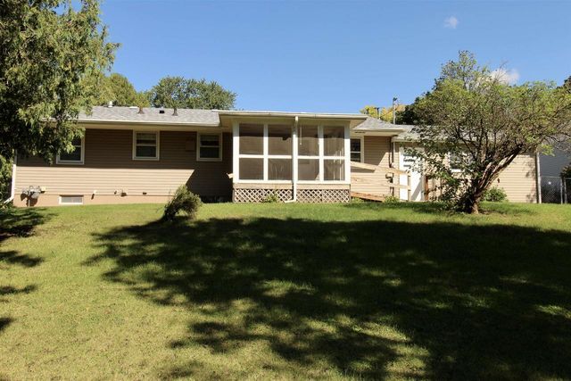 2288 Staborn Drive, Beloit, WI 53511