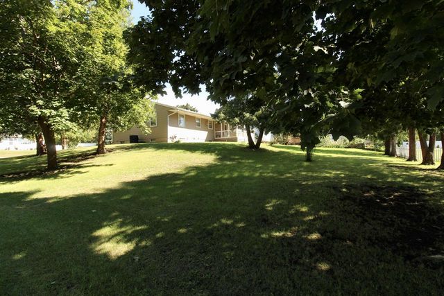 2288 Staborn Drive, Beloit, WI 53511