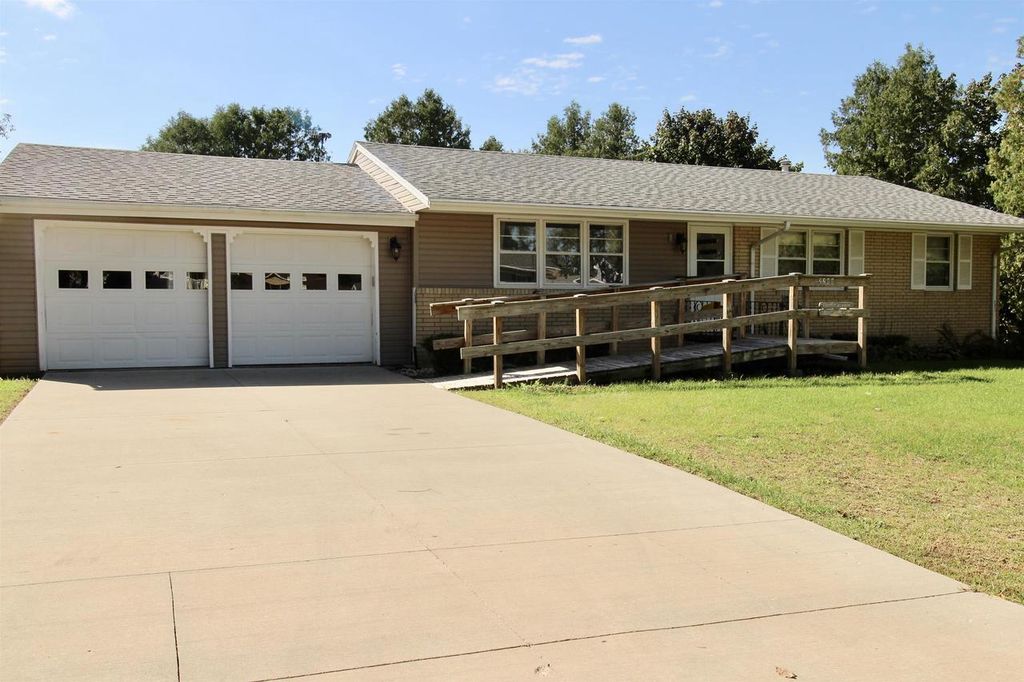 2288 Staborn Drive, Beloit, WI 53511