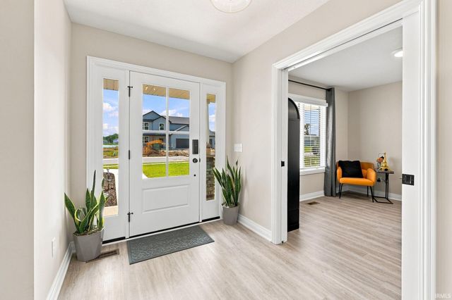 12057 Falcatta Drive, Fort Wayne, IN 46845