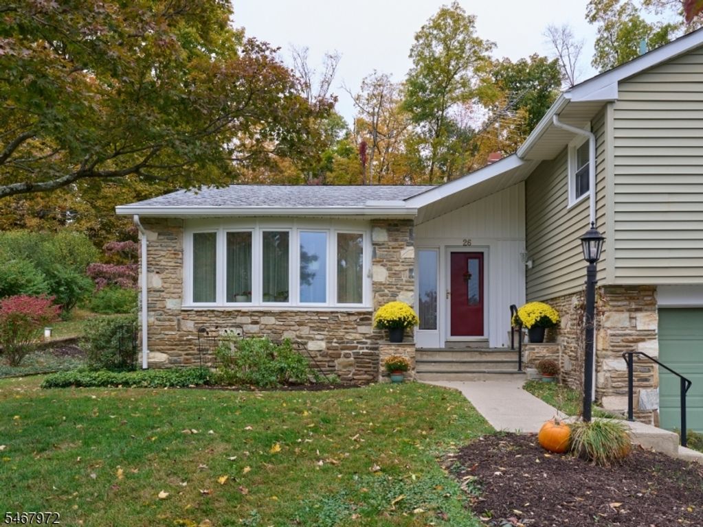 26 Fawn Dr, Raritan Twp., NJ 08822 — photo 3