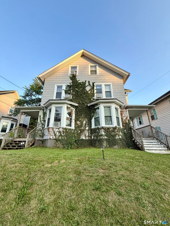 39 Loveland Street, Middletown, CT 06457