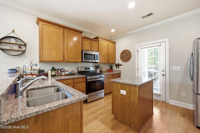 105 Moultrie Lane, Aberdeen, NC 28315