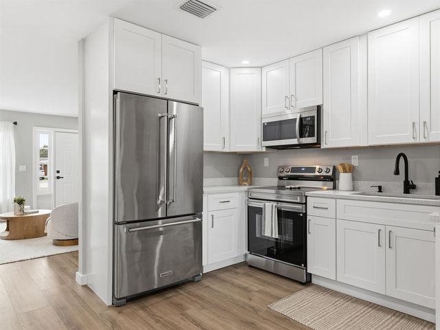 1017 Riverwood Lane, Jupiter, FL 33458