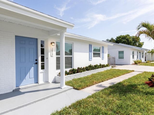 1017 Riverwood Lane, Jupiter, FL 33458