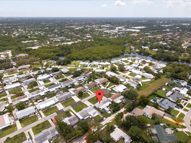 1017 Riverwood Lane, Jupiter, FL 33458