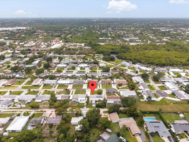 1017 Riverwood Lane, Jupiter, FL 33458