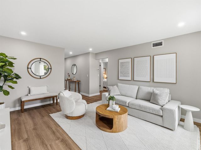 1017 Riverwood Lane, Jupiter, FL 33458