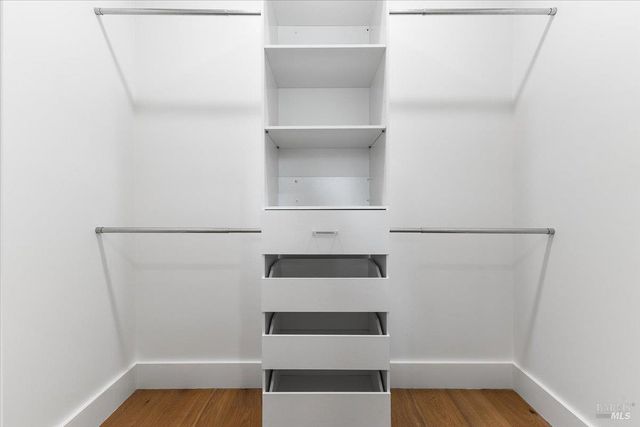 205 Alderbrook Dr, Santa Rosa, CA 95405