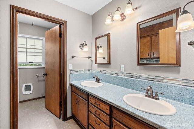 2502 Padrick Road, Centralia, WA 98531