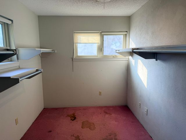 2412 Lockwood Street, Tahoka, TX 79373