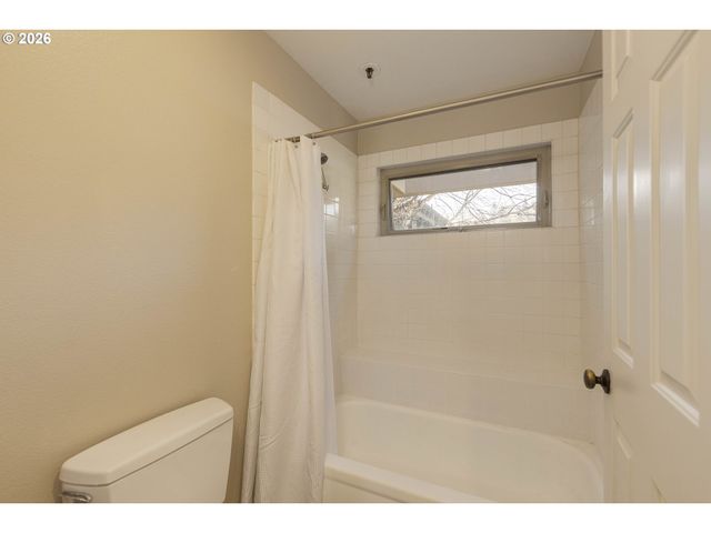 1535 Sw CLAY St 304, Portland, OR 97201