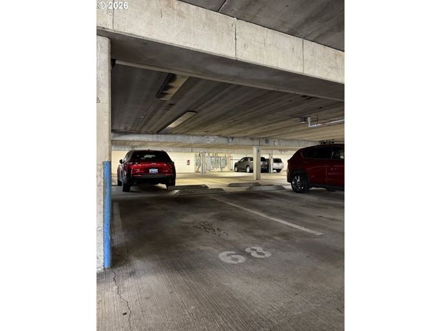 1535 Sw CLAY St 304, Portland, OR 97201