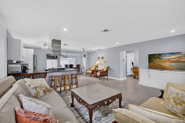 439 45TH Street, West Palm Beach, FL 33407