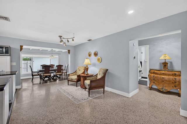 439 45TH Street, West Palm Beach, FL 33407
