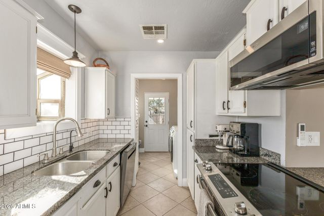 507 E EDISON Avenue, Buckeye, AZ 85326