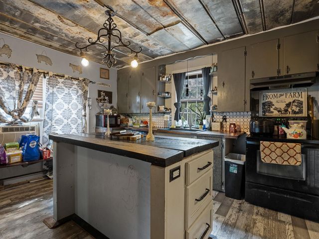 4937 Buffalo West Springs Highway, Pauline, SC 29374