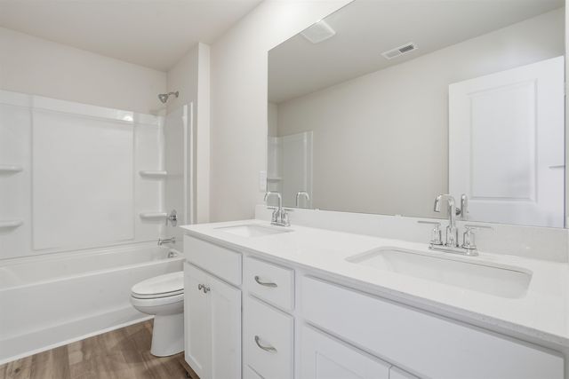 905 Kitson Court, Enoree, SC 29335