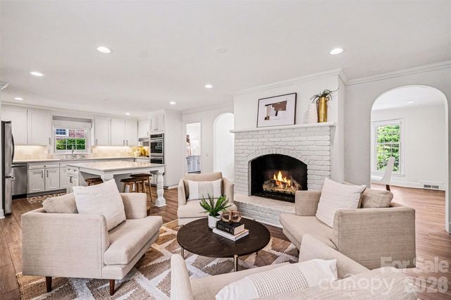 7010 Terrace Drive, Charlotte, NC 28211